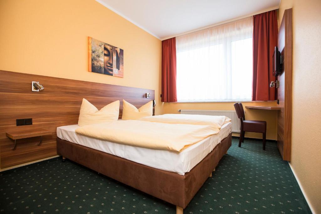 Stadt-Gut-Hotel Westfalia Halle  Room photo